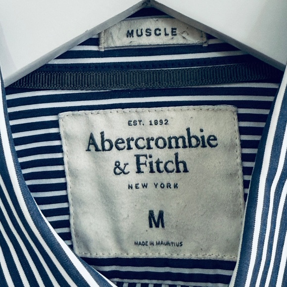 Abercrombie & Fitch Button Down Shirt Blue White Stripe Men's Medium Muscle EUC - Picture 5 of 11